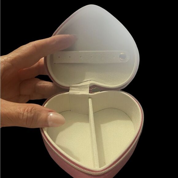 NWT Heart Woven Travel Jewelry Organizer - A New Day - Picture 2 of 5